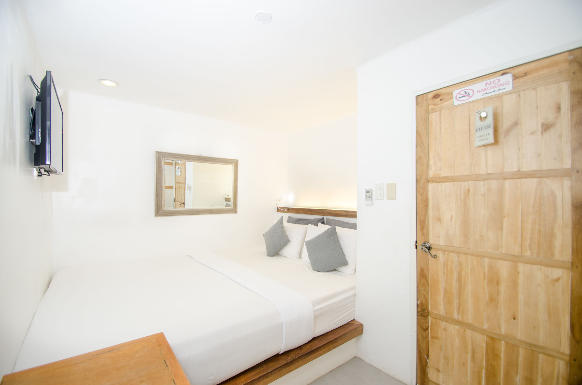 Zuzuni Boutique Hotel Balabag  Luaran gambar
