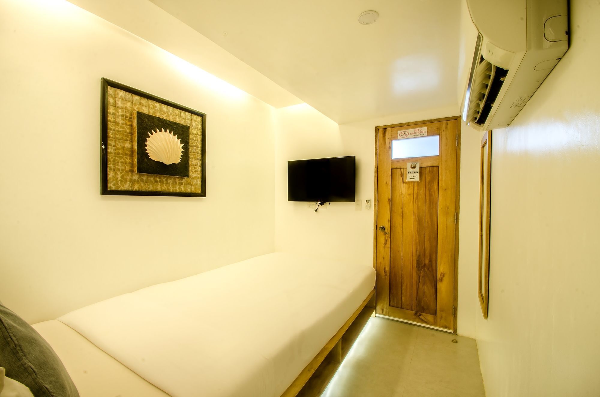 Zuzuni Boutique Hotel Balabag  Luaran gambar