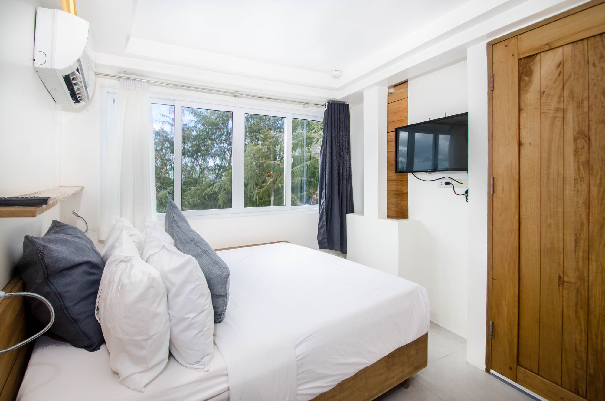Zuzuni Boutique Hotel Balabag  Luaran gambar