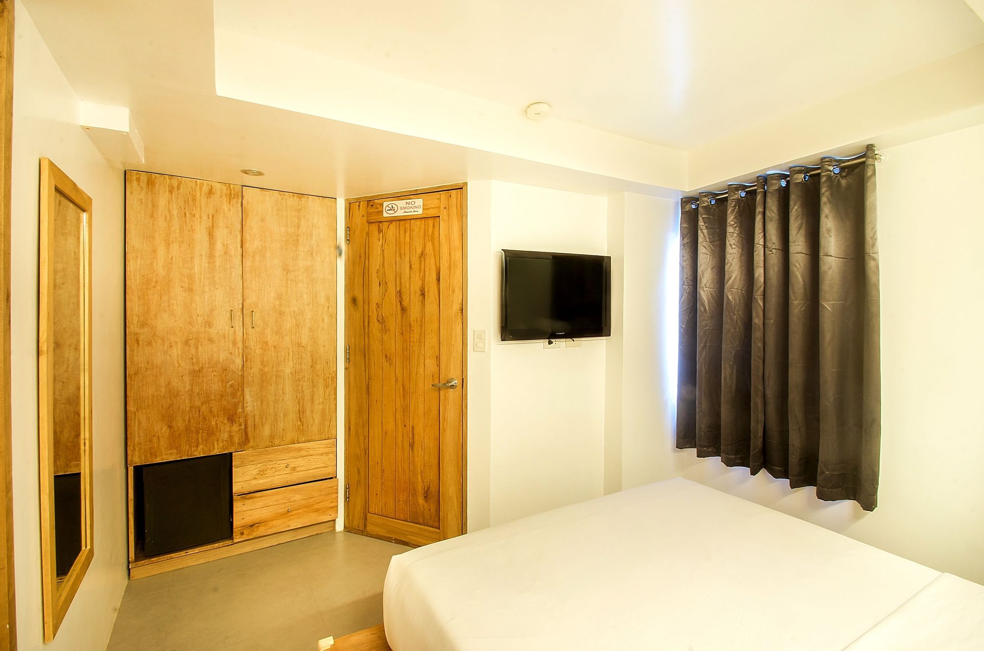 Zuzuni Boutique Hotel Balabag  Luaran gambar