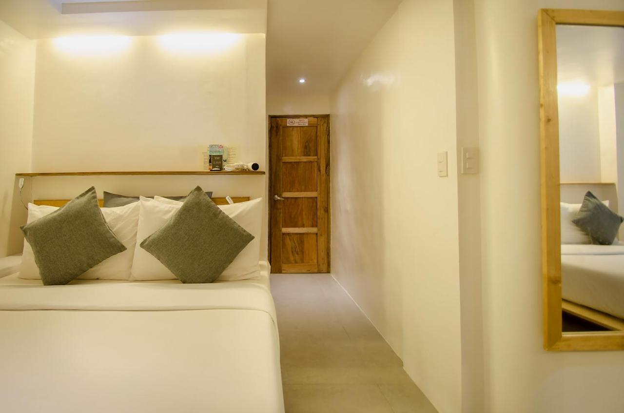 Zuzuni Boutique Hotel Balabag  Luaran gambar